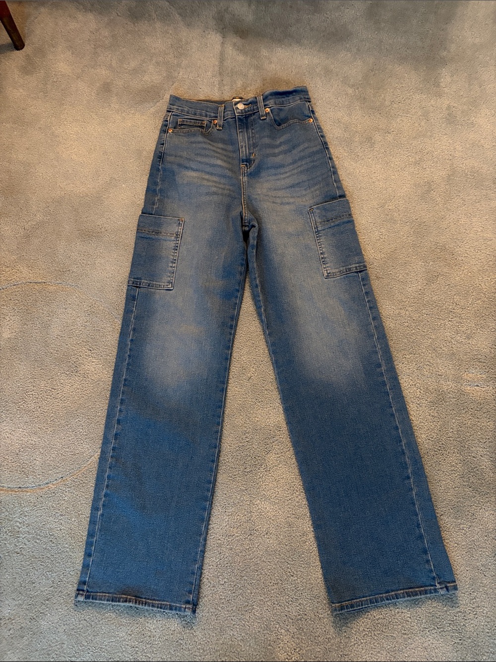 Signature by Levi Strauss Wide Leg Cargo Jeans in Blue